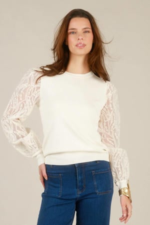 top wit broderie