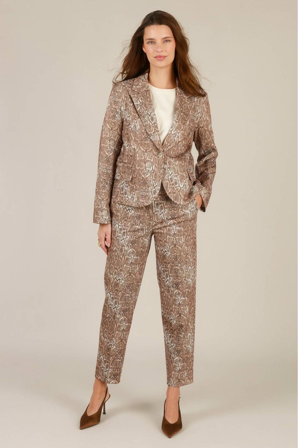 Bruin en ecru dames Yest slim regular waist cropped broek met dierenprint