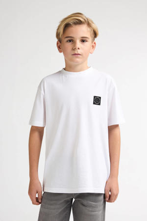 T-shirt wit