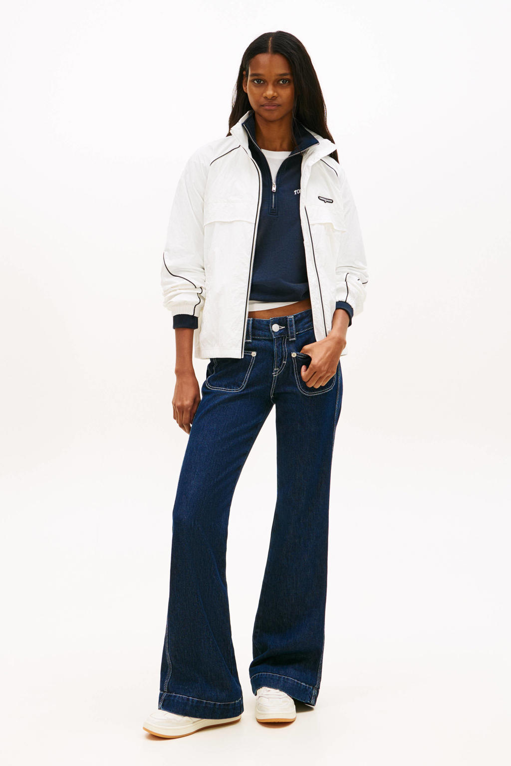 Dark blue denim dames Tommy Jeans low waist flared jeans van denim met rits- en knoopsluiting en effen