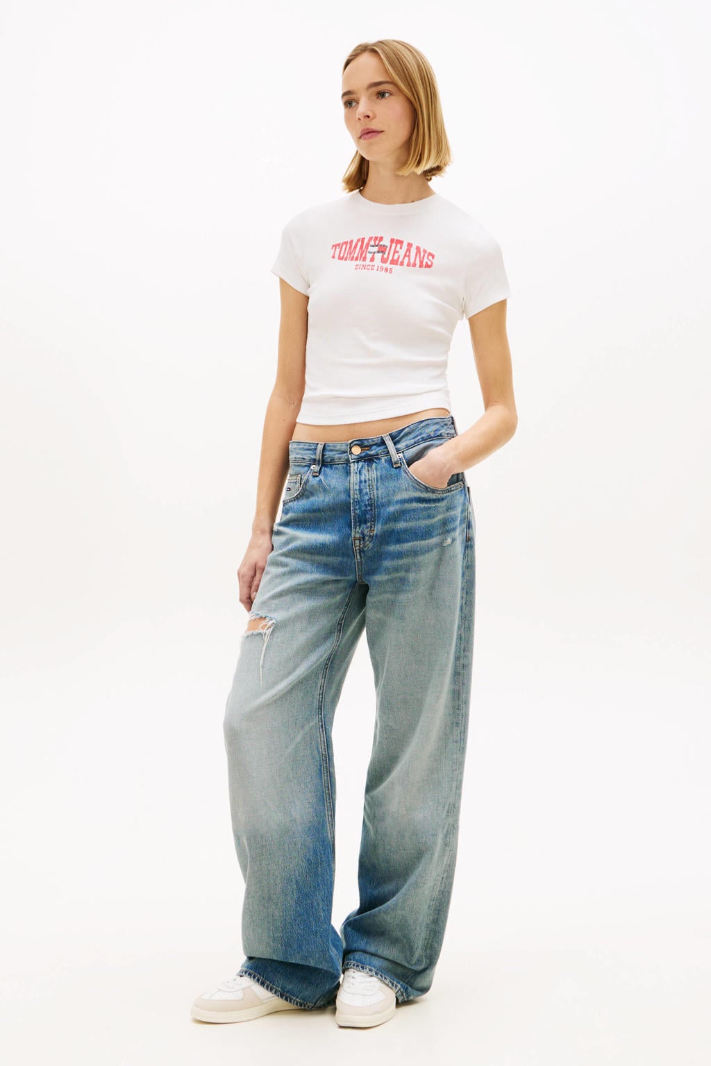 Ecru dames Tommy Jeans T-shirt van katoen met logo dessin, korte mouwen en ronde hals