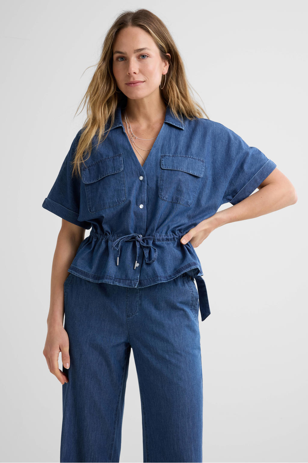 Donkerblauwe dames Red Button blouse van denim met effen, half lange mouwen, klassieke kraag, knoopsluiting en geweven detail