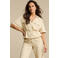 Red Button blouse beige