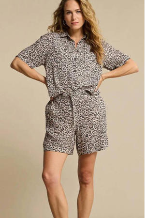 high waist bermuda short met panterprint bruin