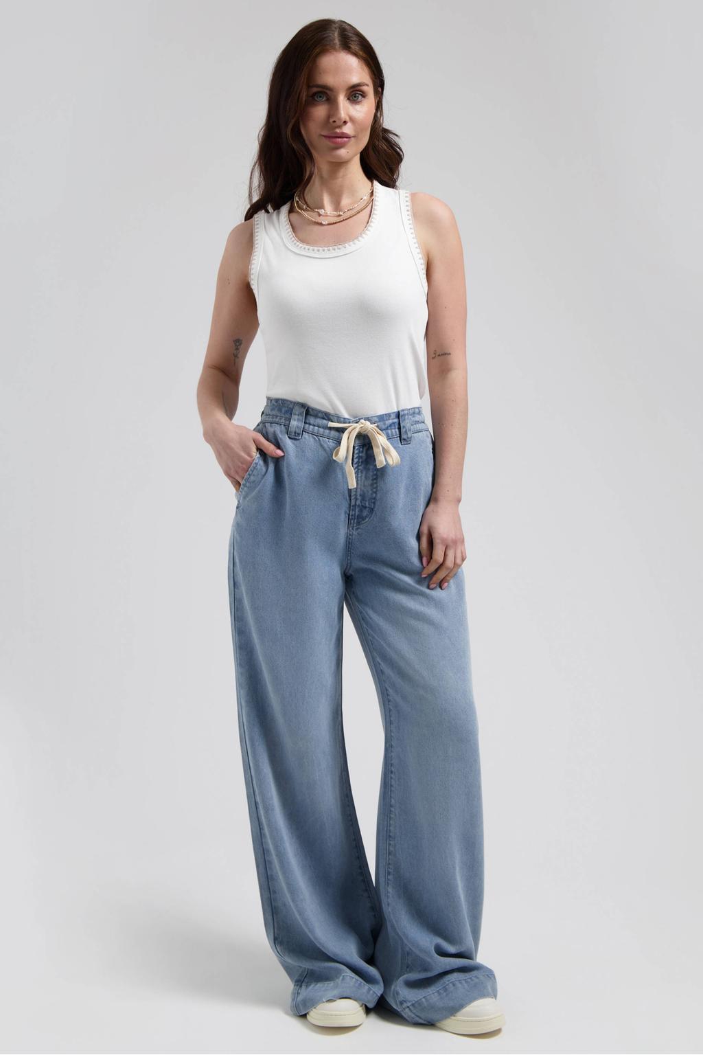 Medium blue denim dames Florez Sarah Jeans loose fit jeans van jog denim met regular waist en effen
