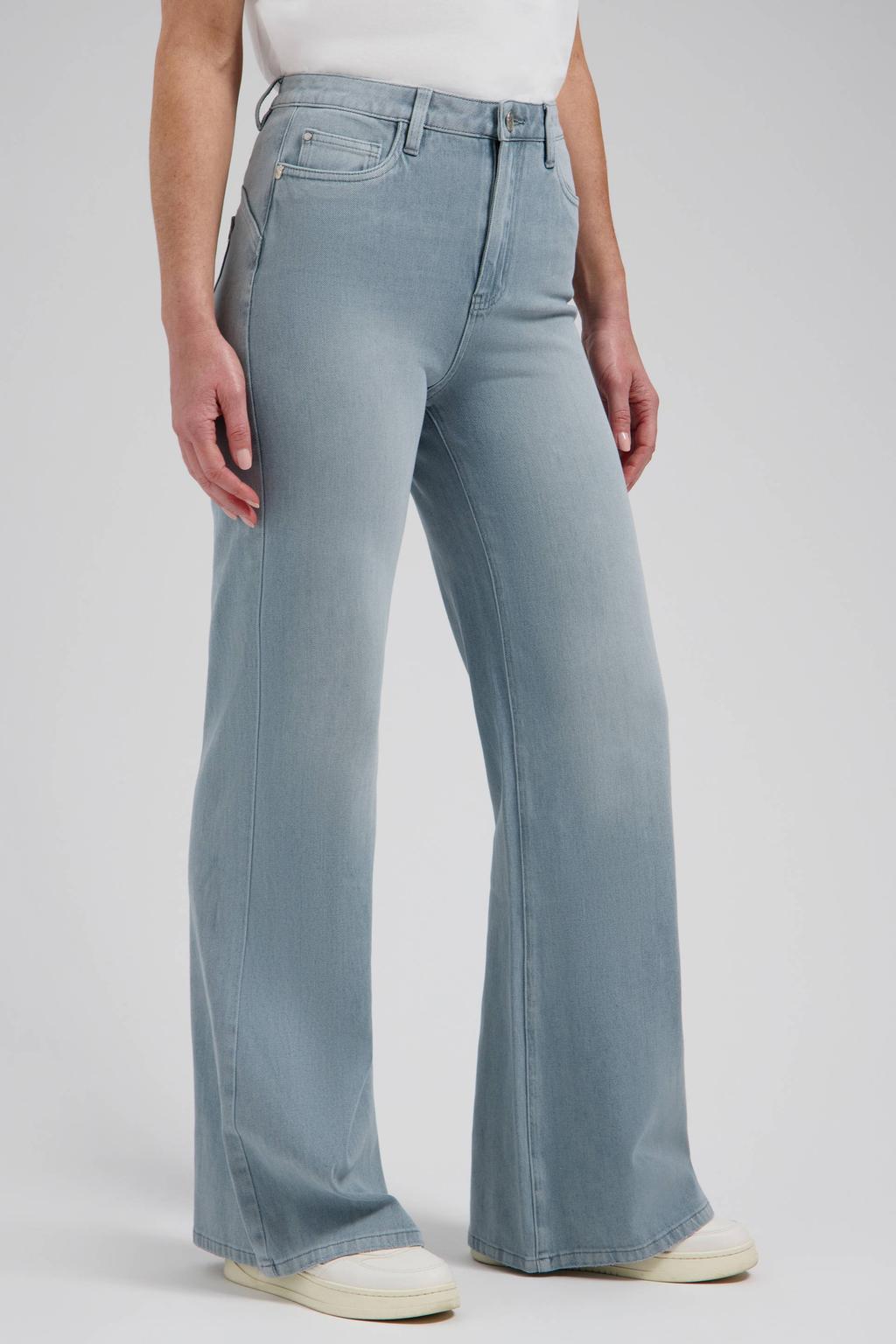 Light blue denim dames Florez Ana Flared flared jeans van katoen met regular waist, rits- en drukknoopsluiting en effen