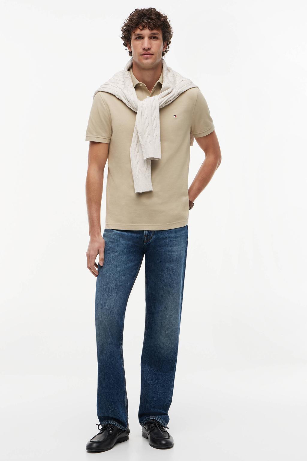 Beige heren Tommy Hilfiger regular polo van katoen met effen, korte mouwen, knoopsluiting en pique
