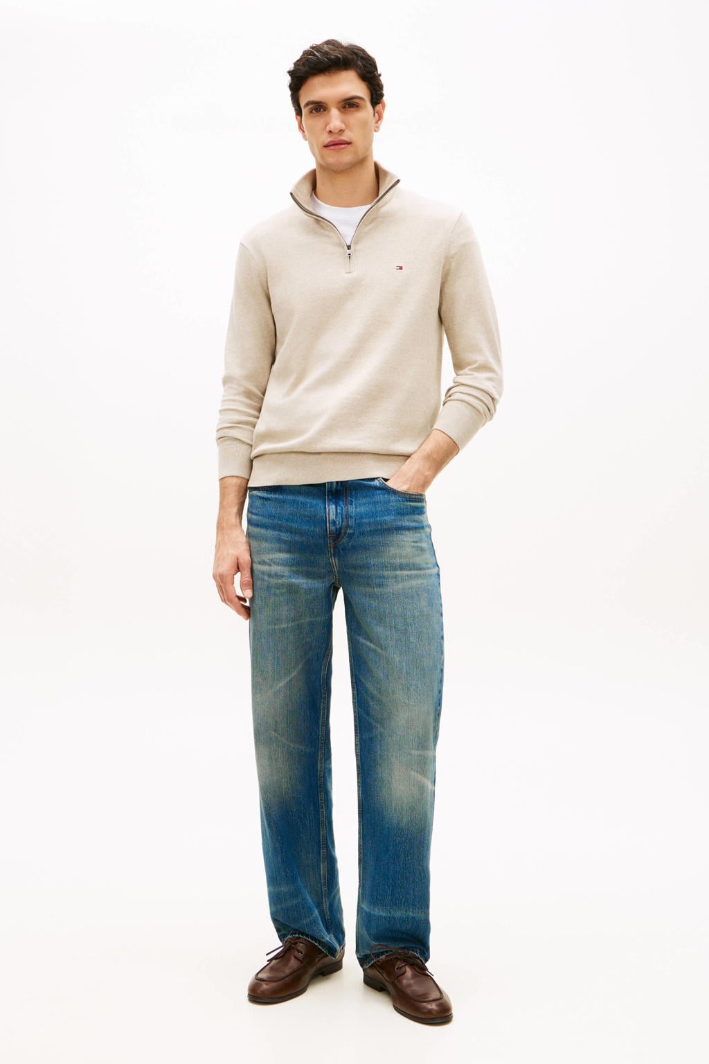 Beige heren Tommy Hilfiger trui fijn gebreid van katoen met effen, lange mouwen, opstaande kraag en halve rits
