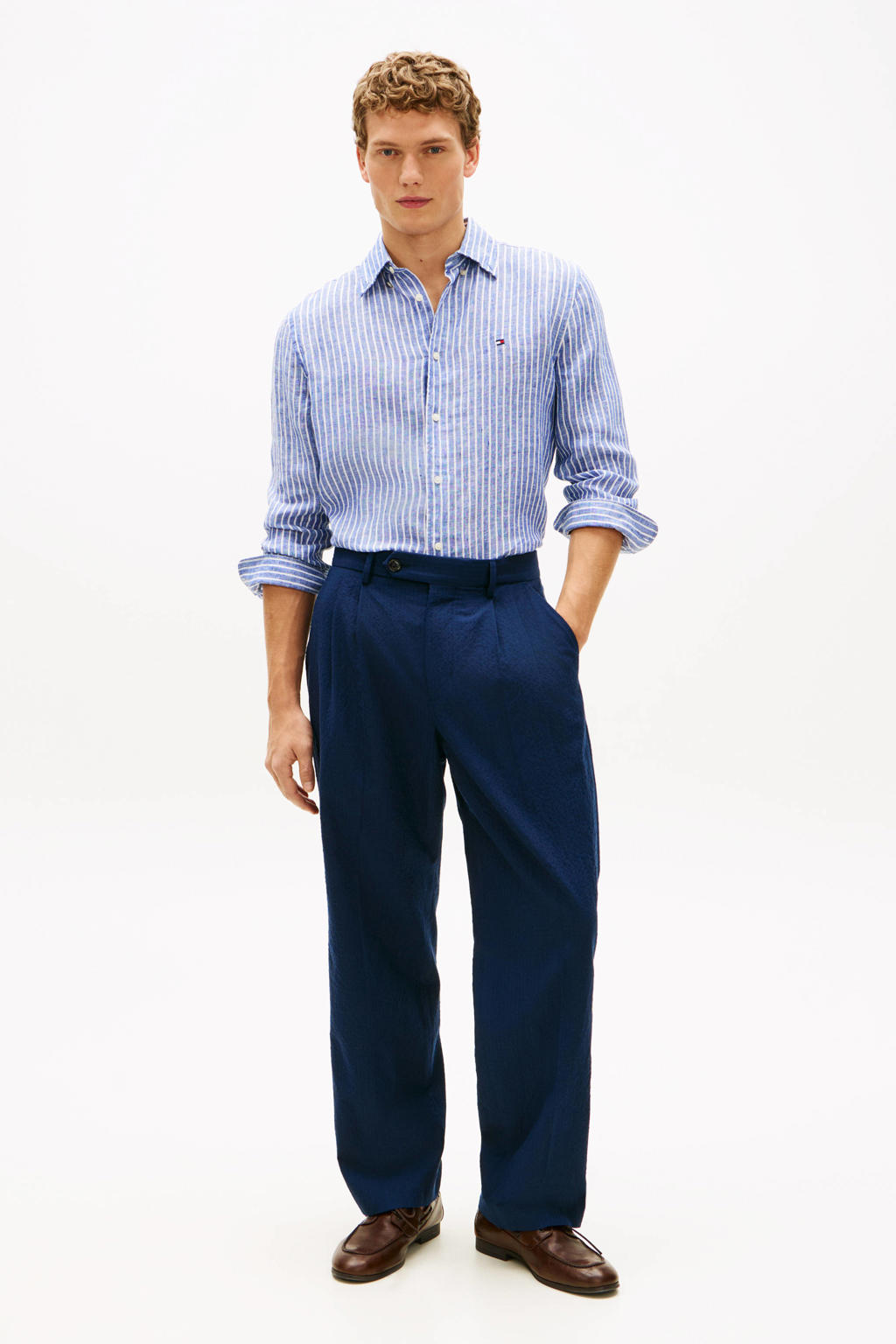 Blauwe heren Tommy Hilfiger regular gestreept casual overhemd van linnen met lange mouwen, button down sluiting en knoopsluiting
