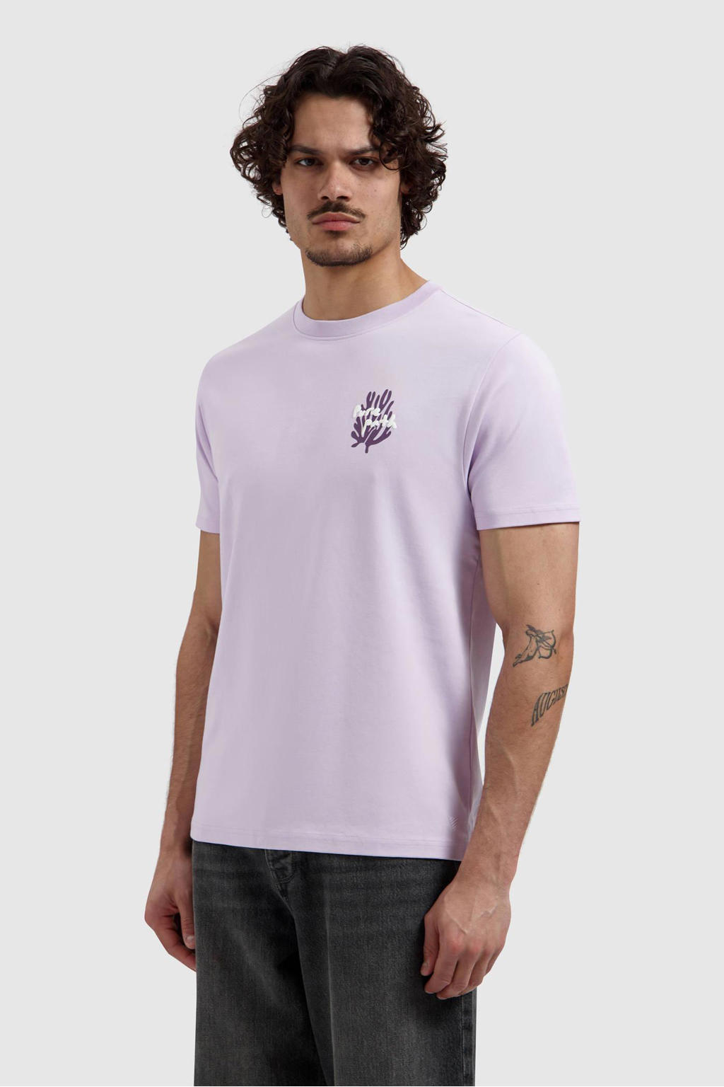 Lilakleurige heren Pure Path regular T-shirt van katoen met backprint, korte mouwen en ronde hals