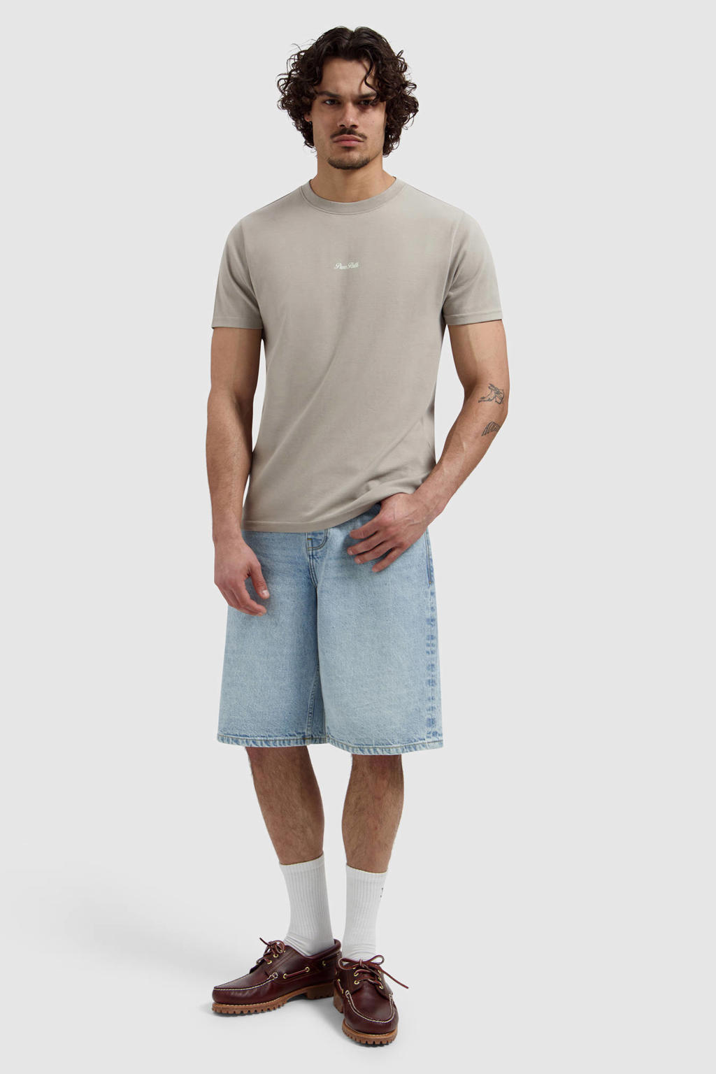 Taupe heren Pure Path regular T-shirt van katoen met backprint, korte mouwen en ronde hals