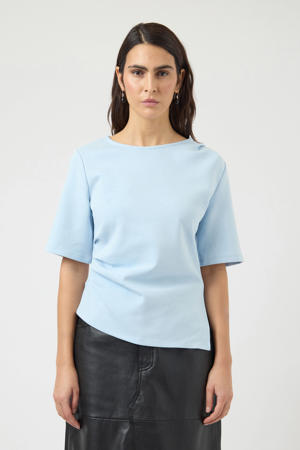 T-shirt lichtblauw