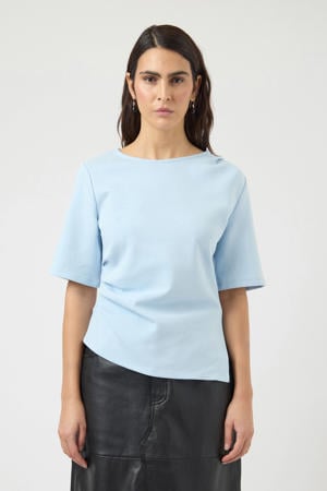T-shirt lichtblauw
