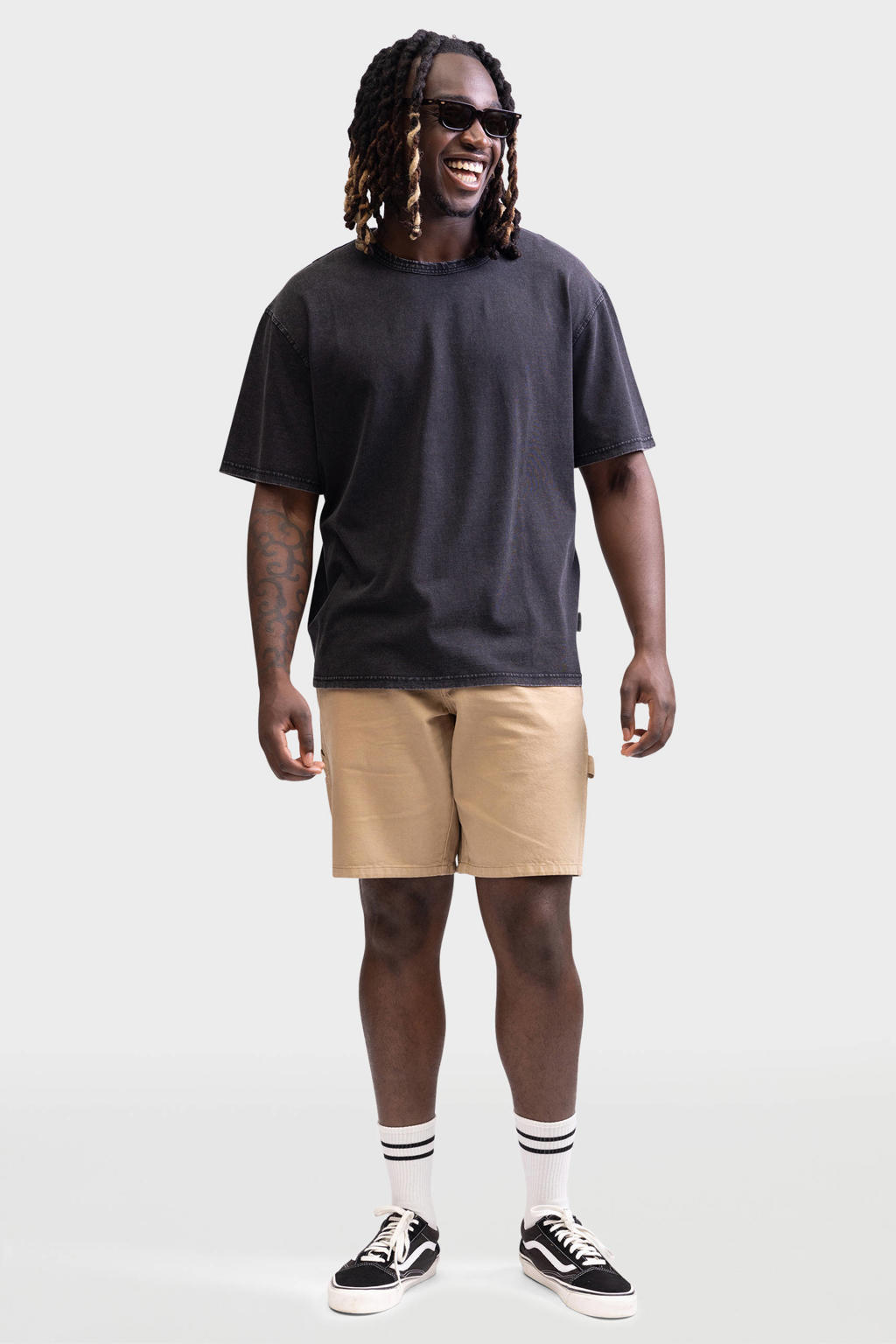Zwarte heren Redefined Rebel oversized T-shirt van katoen met backprint, korte mouwen en ronde hals