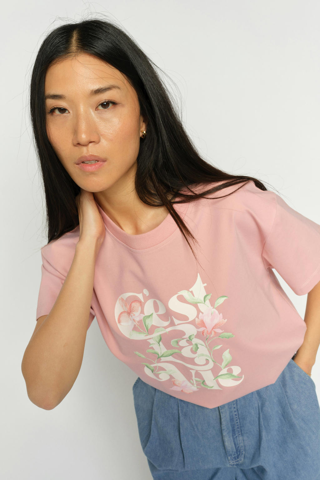 Roze en witte dames Mos Mosh T-shirt met tekst print, korte mouwen en ronde hals