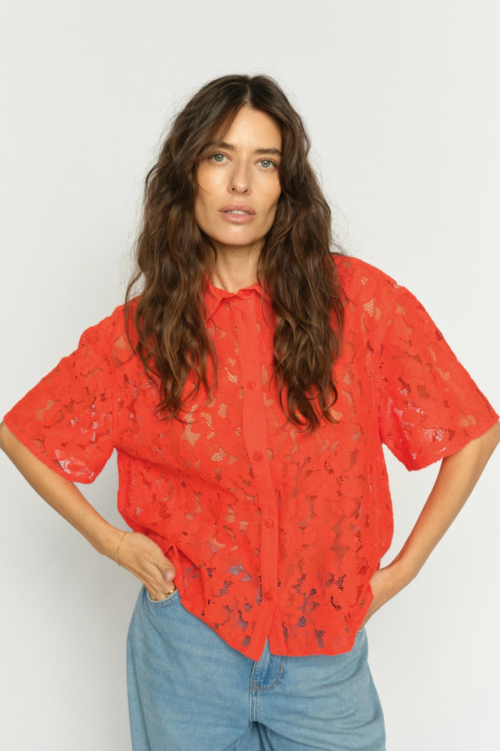 Rode dames Mos Mosh blouse met effen, korte mouwen en klassieke kraag