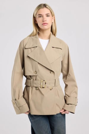 trenchcoat beige