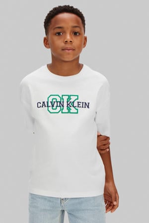 T-shirt wit