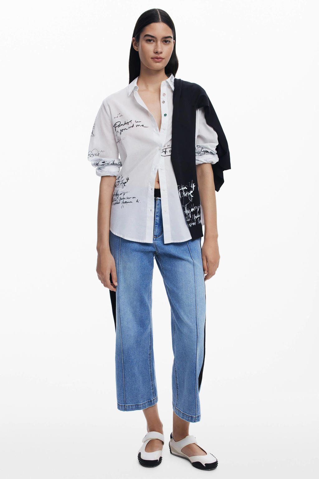 Witte dames Desigual blouse van katoen met tekst print, lange mouwen, klassieke kraag en knoopsluiting