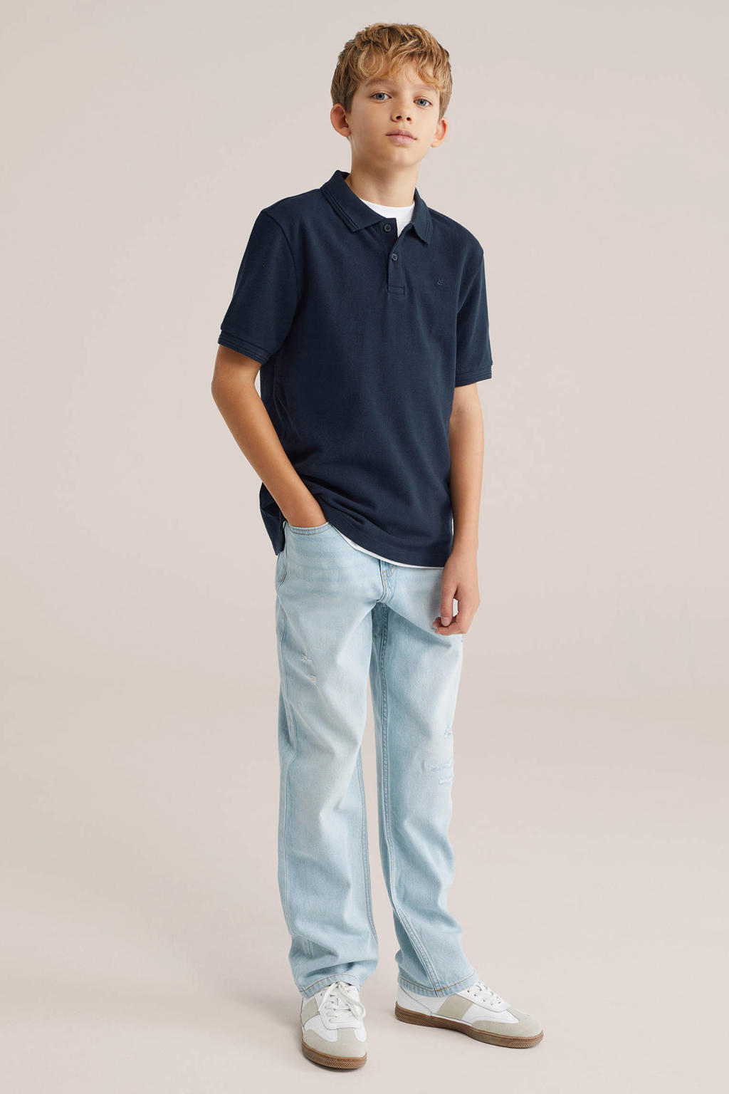 Donkerblauwe jongens WE Fashion polo van katoen met effen, korte mouwen en knoopsluiting