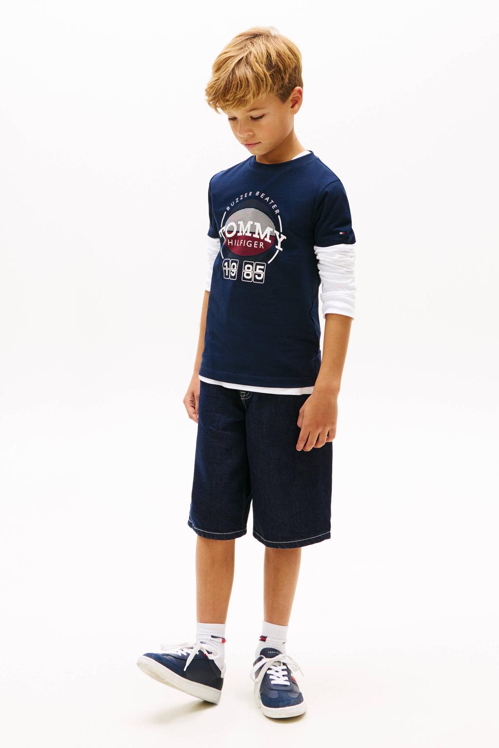 Donkerblauwe jongens Tommy Hilfiger T-shirt van katoen met logo dessin, korte mouwen en ronde hals