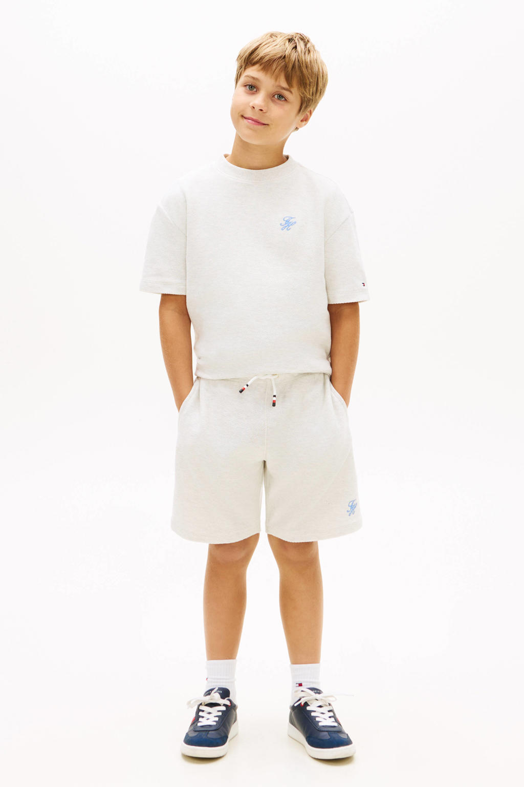 Ecru jongens Tommy Hilfiger sweatshort met elastische tailleband met koord en effen