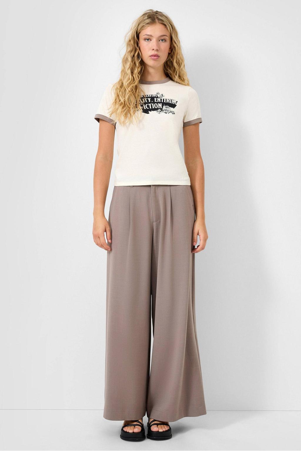 Grijsbruine dames QS wide leg high waist pantalon bruin met rits- en haaksluiting en effen