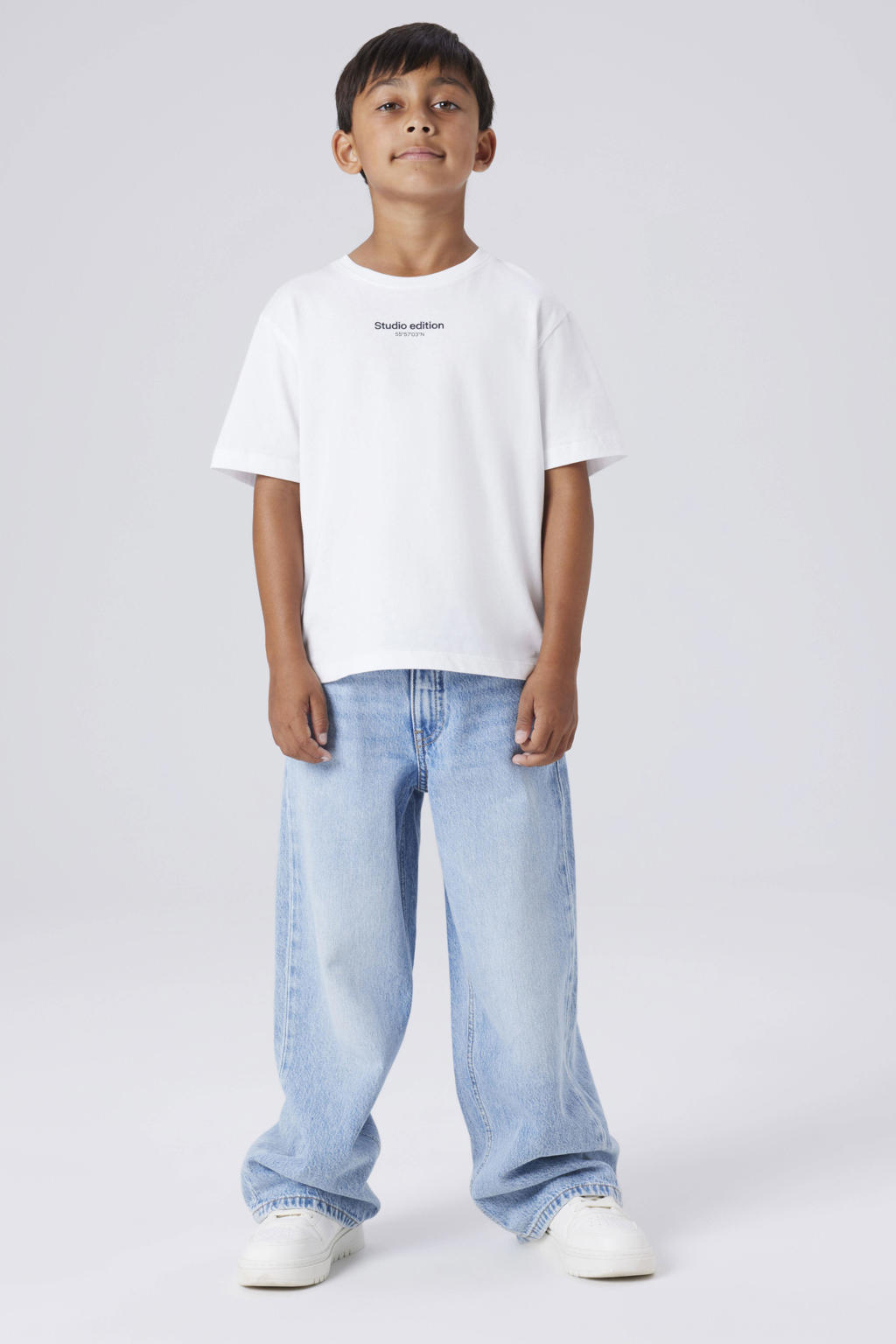 Light blue denim jongens NAME IT KIDS straight leg jeans van denim met rits- en haaksluiting en effen