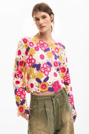 gebloemde cropped trui roze gehaakt