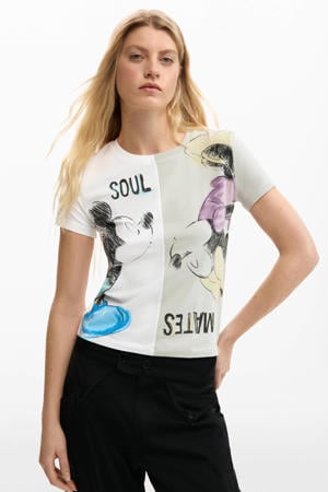 T-shirt wit