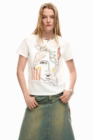 T-shirt wit