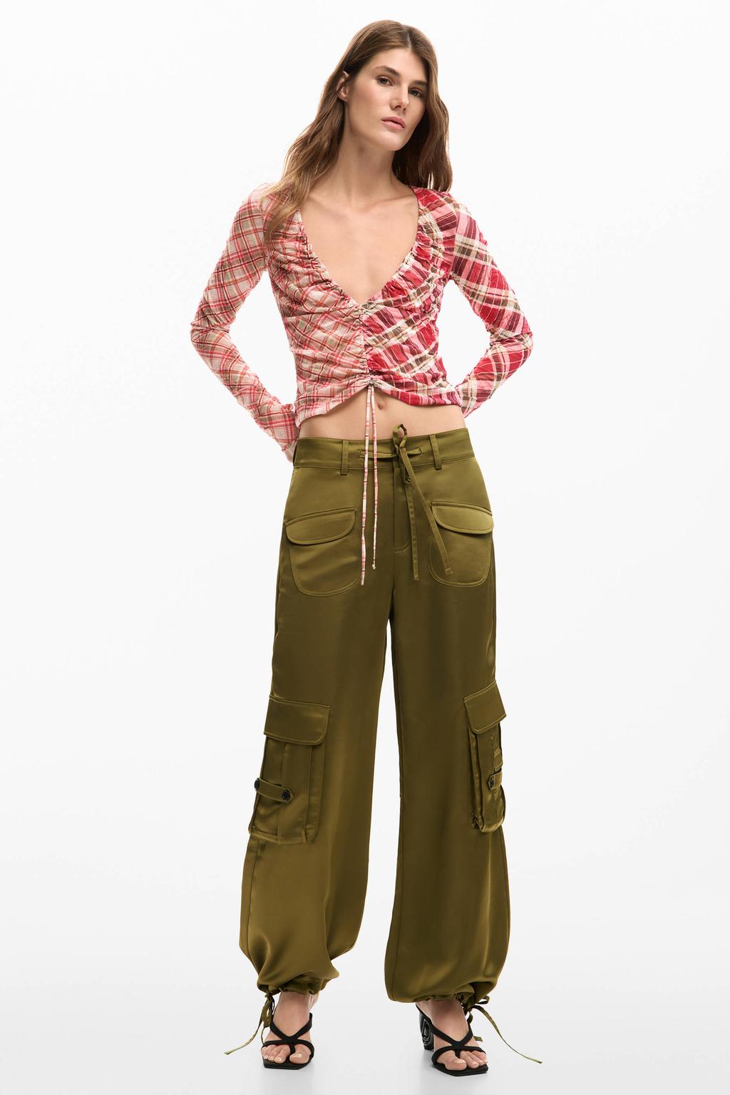 Kakikleurige dames Desigual satijnen tapered low waist cargobroek van polyester met effen