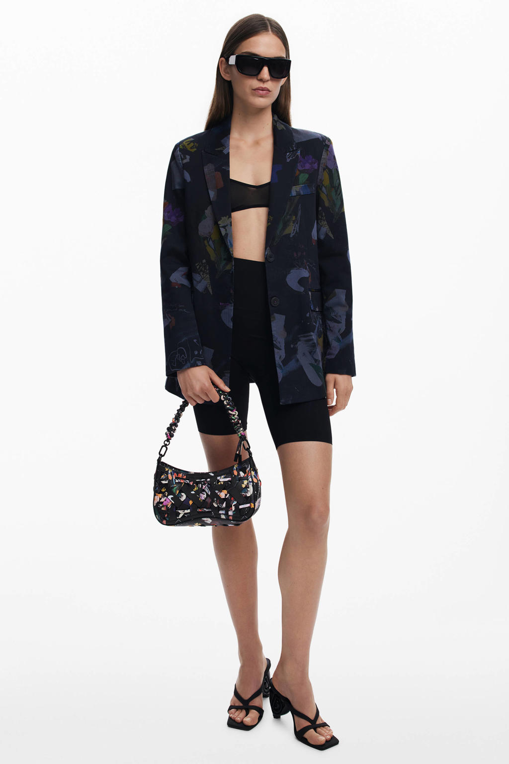 Zwarte dames Desigual gebloemde regular blazer van katoen met lange mouwen, reverskraag en knoopsluiting