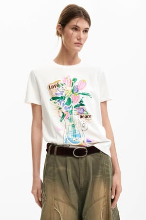 T-shirt wit