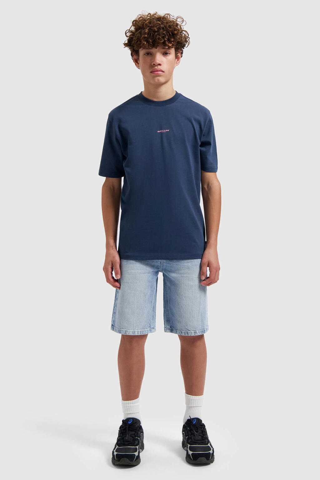 Donkerblauwe jongens Ballin T-shirt van katoen met backprint, korte mouwen en ronde hals