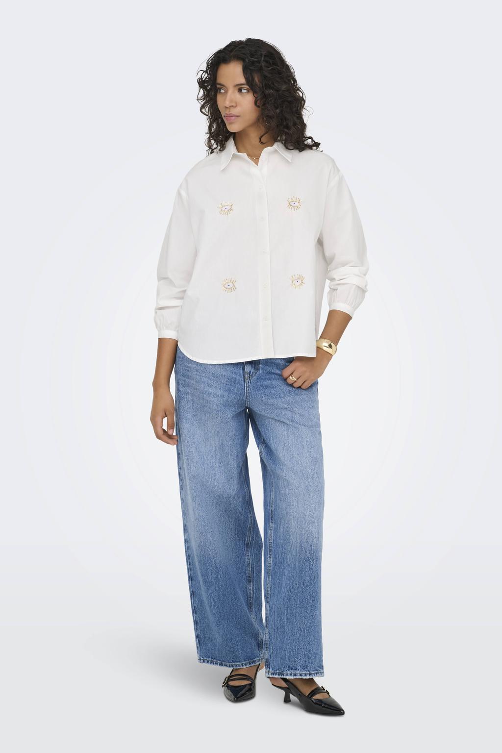 Ecru dames ONLY blouse van katoen met lange mouwen, klassieke kraag, knoopsluiting en borduursels