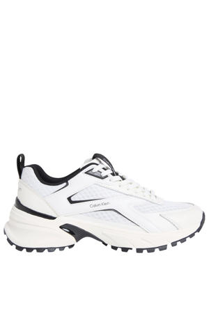 chunky sneakers wit