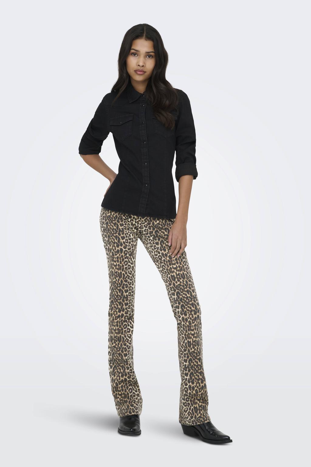 Bruine dames ONLY flared jeans van denim met regular waist, rits- en knoopsluiting en dierenprint