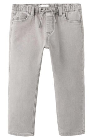 slim fit jeans