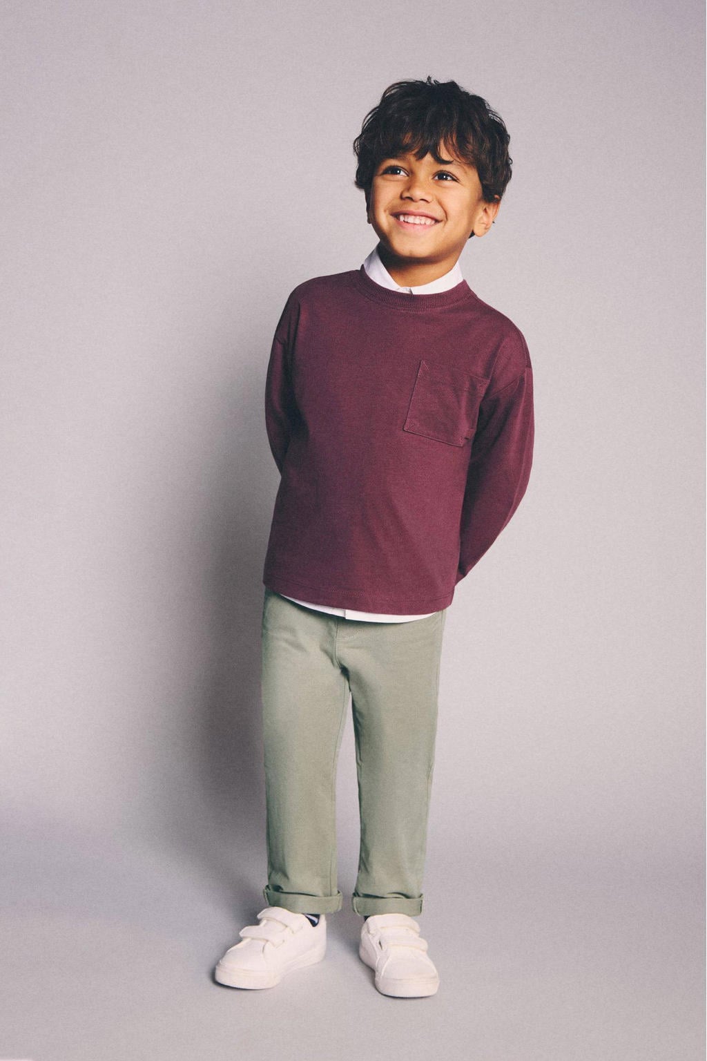 Groene jongens Mango Kids chino van katoen met rits- en knoopsluiting en effen
