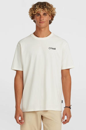 t-shirt wit