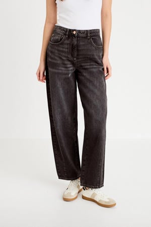 barrel jeans