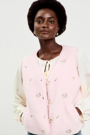 gebloemde gilet roze