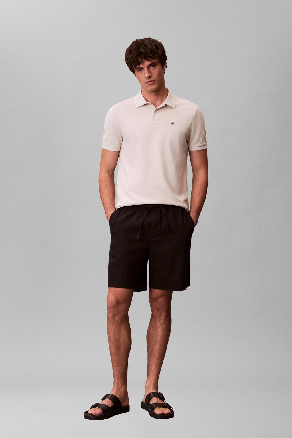 Ecru heren CALVIN KLEIN JEANS regular polo van katoen met effen, korte mouwen, knoopsluiting en pique