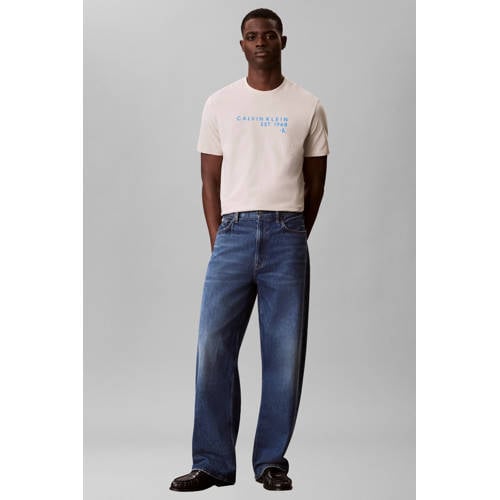 CALVIN KLEIN JEANS regular T-shirt ecru afbeelding