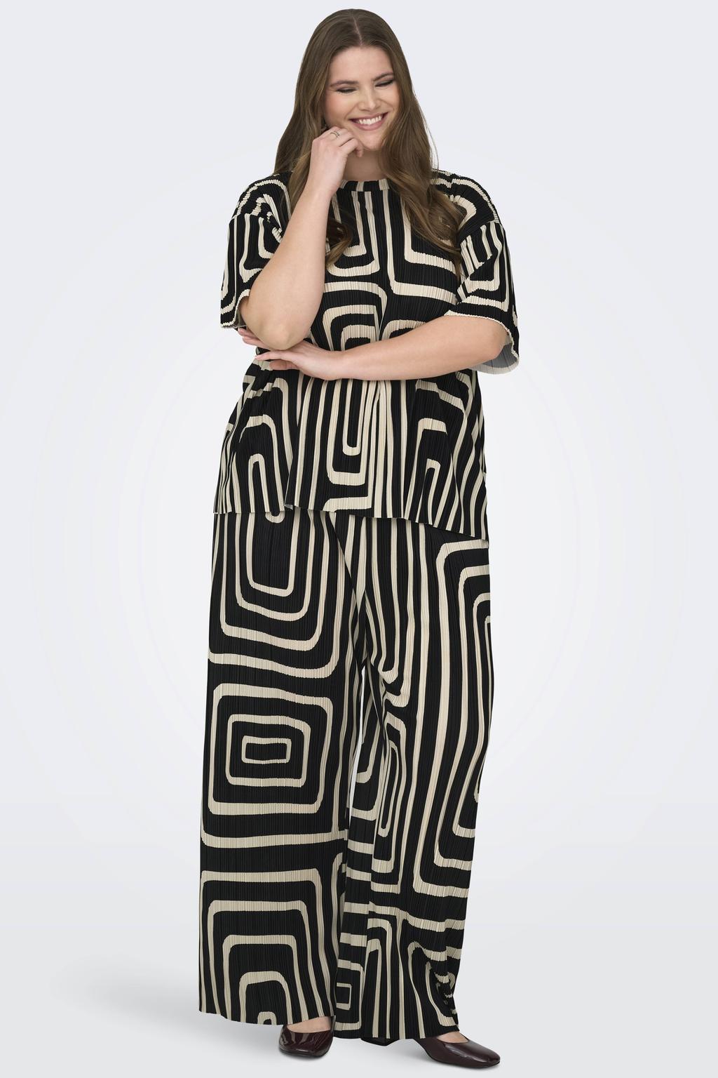 Zwart en beige dames ONLY CARMAKOMA top van polyester met korte mouwen en ronde hals