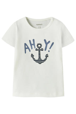 T-shirt wit
