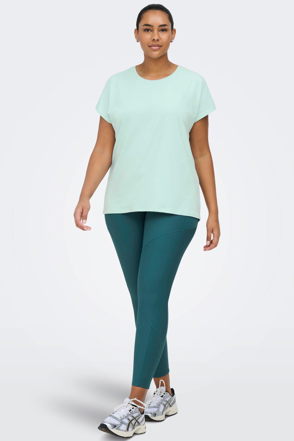 Lichtblauwe dames ONLY PLAY CURVY Plus Size sportshirt van polyester met effen en korte mouwen