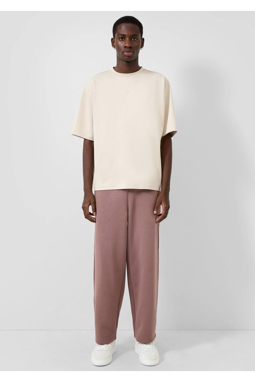 Beige heren QS relaxed T-shirt van gewassen katoen met effen, korte mouwen en ronde hals