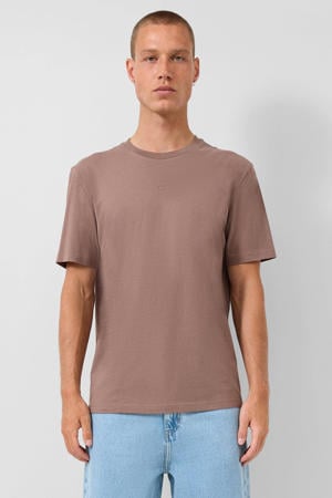 regular T-shirt bruin